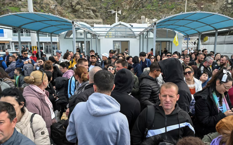 Situata në Santorini, autoritetet: Tërmeti kryesor s’ka ndodhur