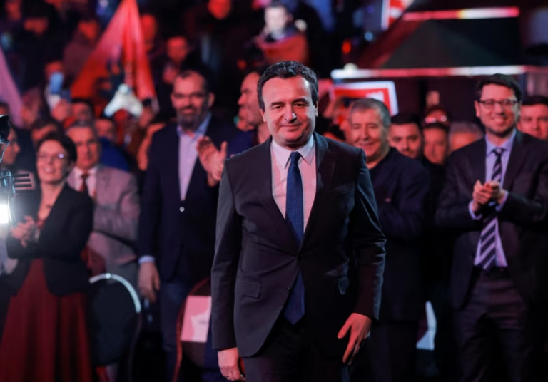 Kurti fiton zgjedhjet, por nuk ka ende votat për mbajtjen e qeverisë