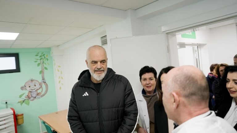 FOTO/ Hapet dyert spitali i Pediatrisë së Specialiteteve, Rama: Ambient mësimor dhe modern për fëmijët