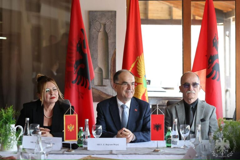 Presidenti Begaj në Tuz dhe Plavë-Guci: Të mbrojmë gjuhën shqipe dhe identitetin kombëtar