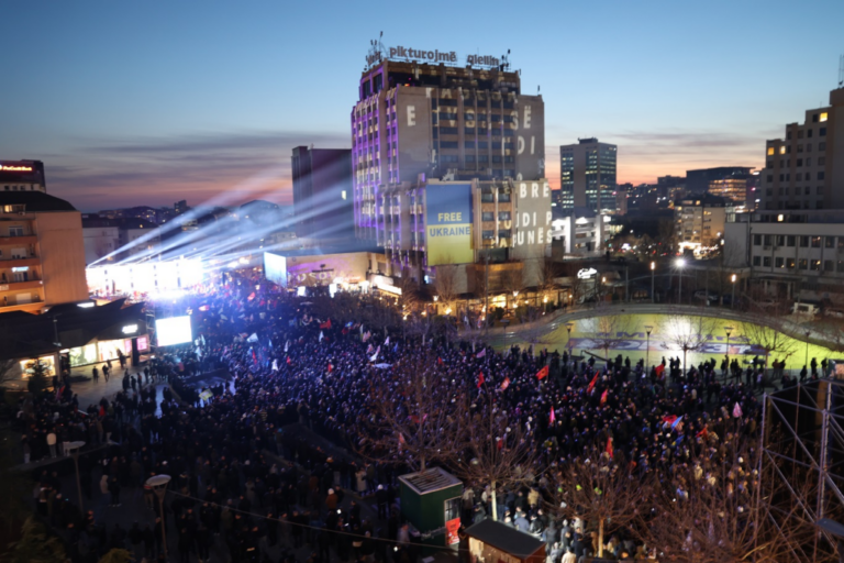 PDK mbyll fushatën: Nesër votoni për të ardhmen