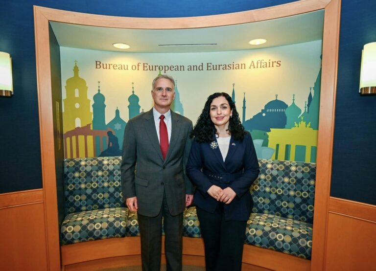 Vjosa Osmani e besuara e Uashingtonit në Kosovë