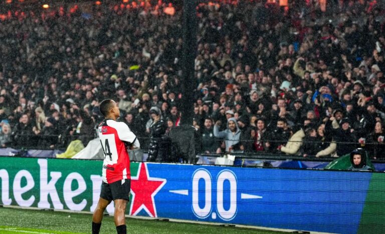 Play Off i Champions League/ Feyenoord mposht Milanin, Bayerni bën detyrën në Skoci