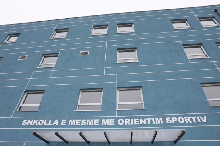 Rama njofton hapjen së shpejti të shkollës së mesme sportive “Benardina Qerraxhia” në Durrës