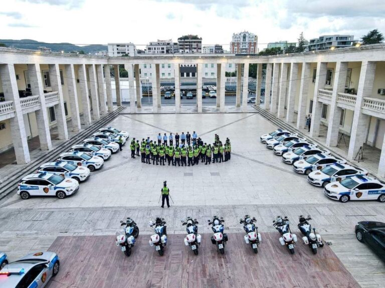 Ministri Hoxha miraton VKM-në për kompensimin e punonjësve të Policisë në transferim: Paga, transport dhe strehim