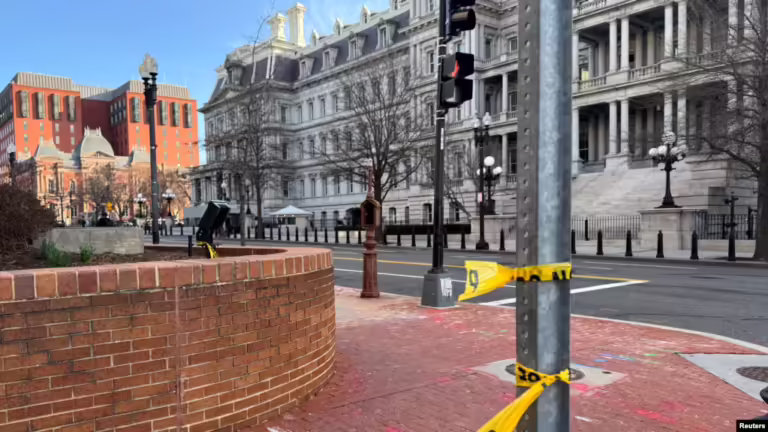 Shërbimi Sekret e qëllon me armë një burrë të armatosur afër Shtëpisë së Bardhë