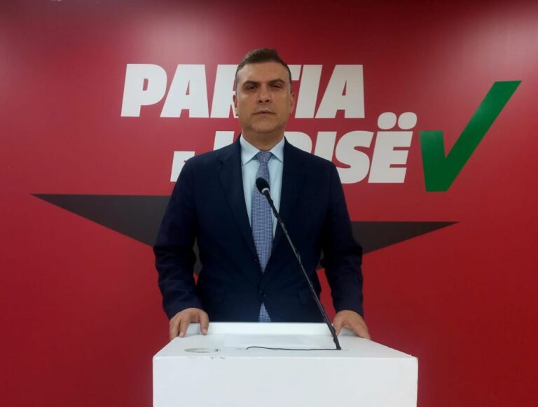 Kushtetuesja la Metën në qeli, Blushi: Dihet se kush e komandon këtë gjykatë të degraduar