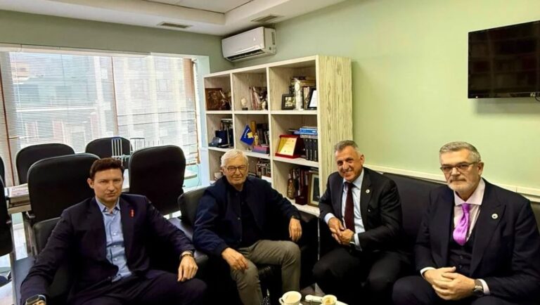 Rexhep Meidani takim me presidentin e Këshillit të Marrëdhënieve Shqiptaro-Amerikane: Bashkëpunim i rëndësishëm