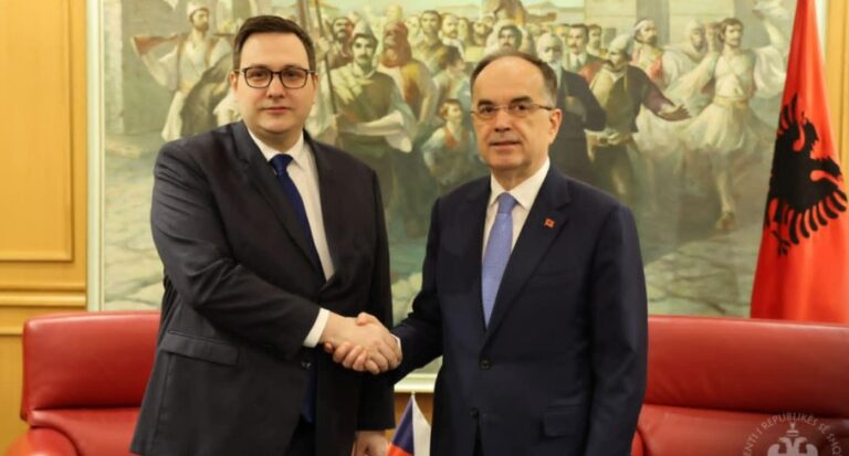Begaj pret në Presidencë ministrin e jashtëm Çek Jan Lipavský