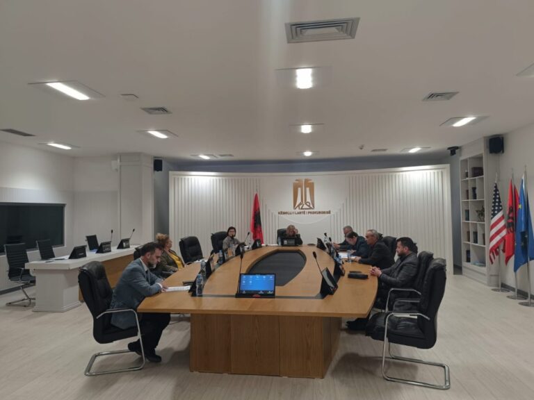 KLP miraton drejtuesit e prokurorive në Shkodër, Berat dhe Elbasan