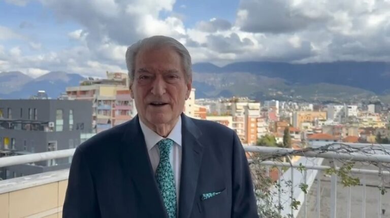 Berisha për mediat greke: Shqipëria nuk i përmbush kriteret për BE