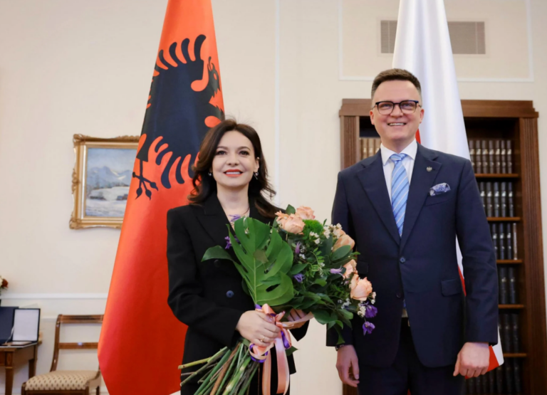 Presidenca Polake e BE-së, Spiropali takon në Varshavë kryetarin e Parlamentit, Hołownia dhe kryetaren e Senatit, Kidawa-Błońska