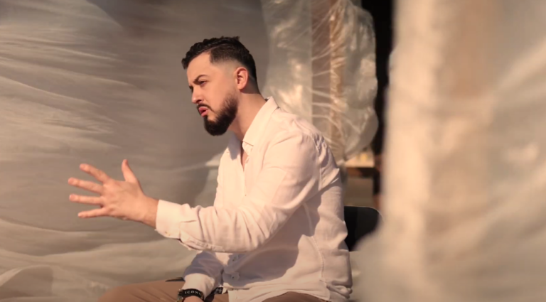 Luan Kashi publikon këngën ”Akull”: Një ëndërr e bërë realitet