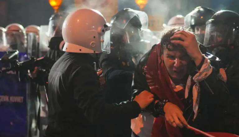 Më shumë se 1100 arrestime në Turqi ndër radhët e protestuesve