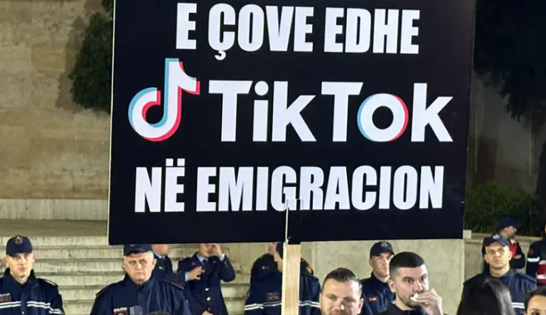 Vendimi për mbylljen e TikTok shkon në Gjykatën Kushtetuese