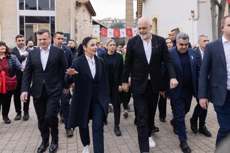 Rama: FotoALBUMI i ditës në panairin “Puno dhe jeto aty ku ke zemrën” në Athinë