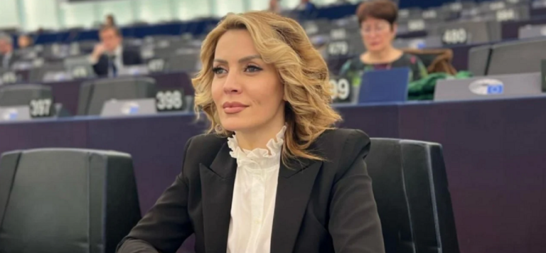 Kandidatja e PS, Blerina Gjylameti thirrje qytetarëve: Votoni me zemër dhe me mendje