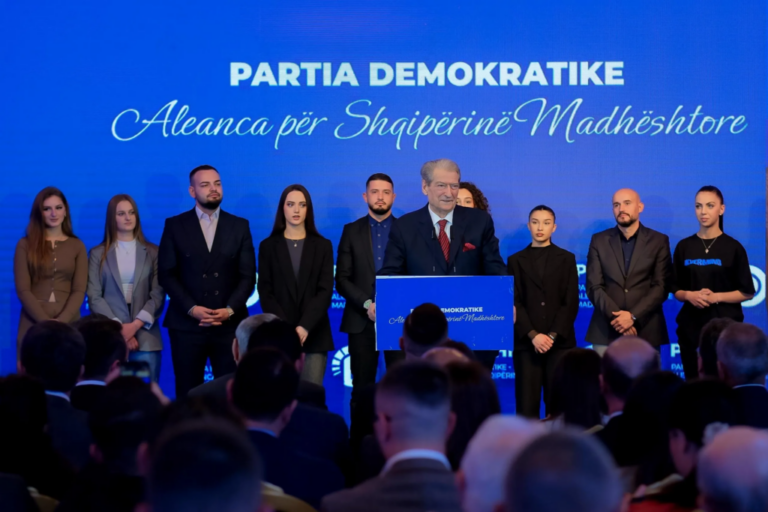 Lëkundet koalicioni opozitar, nga Berisha ikën edhe një tjetër parti