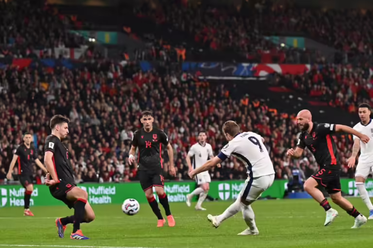 Shqipëria mposhtet nga Anglia në “Wembley”, por jep sinjale pozitive