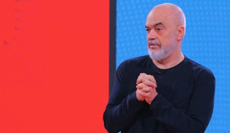 Kryeministri Rama prezanton programin e PS: Duhet të çojmë një mesazh historik më 11 maj