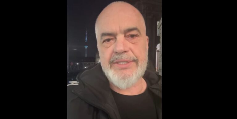 ”Thuaji Melonit të më japë pasaportën italiane”, Rama-ndjekësit: Më jep votën, të jap pasaportën e BE