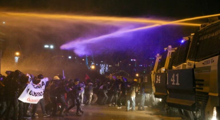Turqia arreston 343 persona gjatë protestave kundër arrestimit të Imamoglut