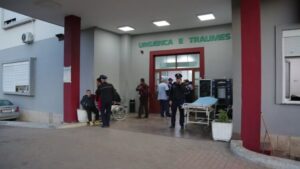 Protesta këtë mbrëmje, të plagosur te Spitali i Traumës. 4 kalimtarë dhe 1 efektiv