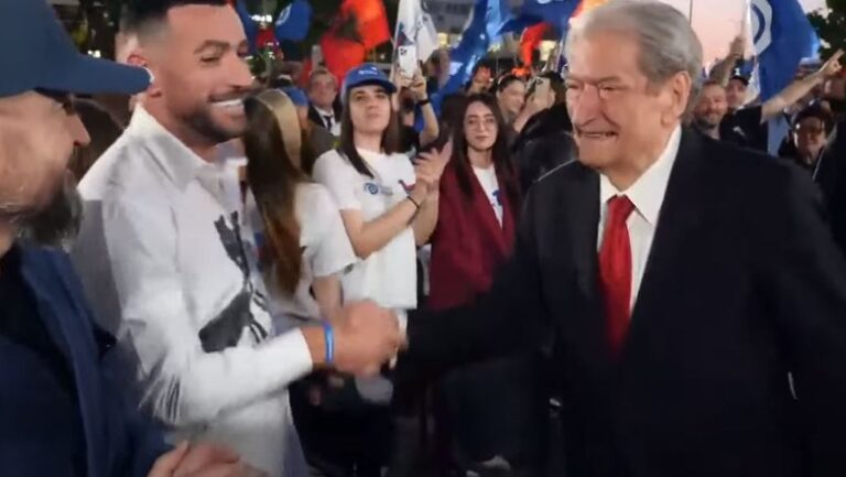 Stresi merr pjesë në fushatën e Berishës