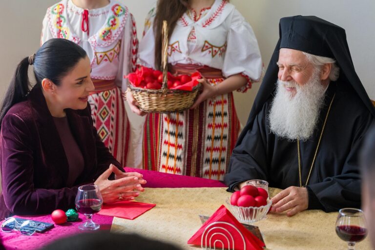 Belinda Balluku te Katedralja Ortodokse e “Shën Gjergjit” në Fier