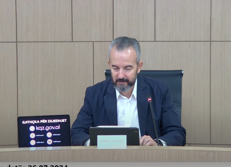 Vuloset rezultati për zgjedhjet e 11 majit në 4 qarqe të tjera, Celibashi shpërndan mandatet