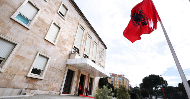 Qeveria propozon pr/ligjin për lobimin: Çdo kontakt, kontratë apo shpenzim do të jetë i deklaruar dhe i verifikueshëm