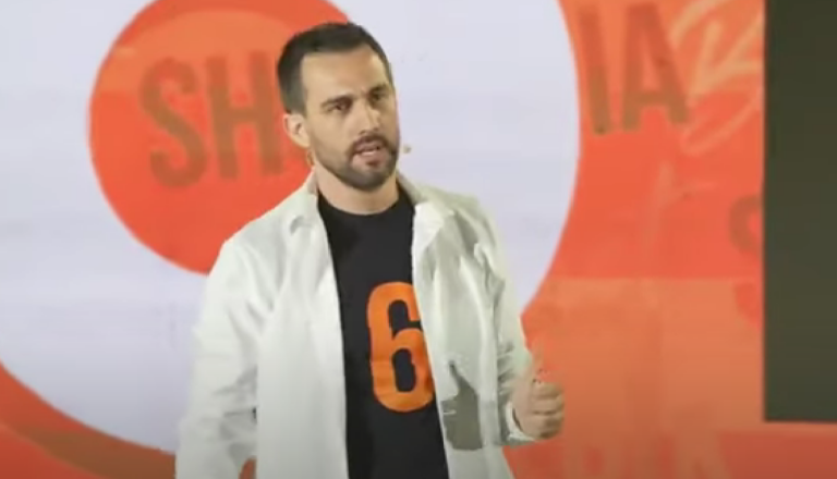 Lapaj në Fier: 300 mijë vota në kuti për ”Shqipëria Bëhet”, do të vendosi republikën “në shina”
