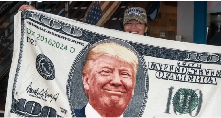 DW: A po e shkatërron Trumpi monedhën e Dollarit?