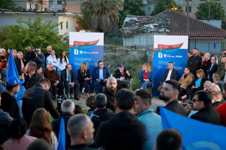 Berisha në Kombinat: Pagat dhe pensionet nuk u rritën, çmimet mbi dyfish gjatë këtyre 12 viteve