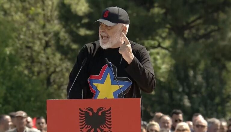 Rama shpërthen ndaj LaCivita: Latifi ka lindur me këmishë, ha paratë e Berishës