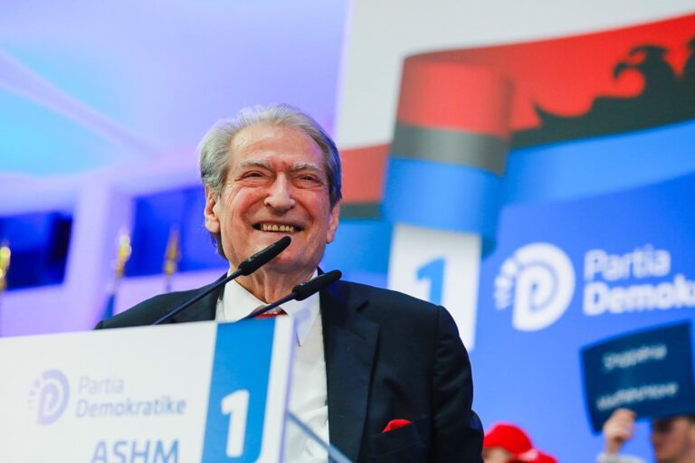 Berisha tregon datat për takimin e fundit me diasporën