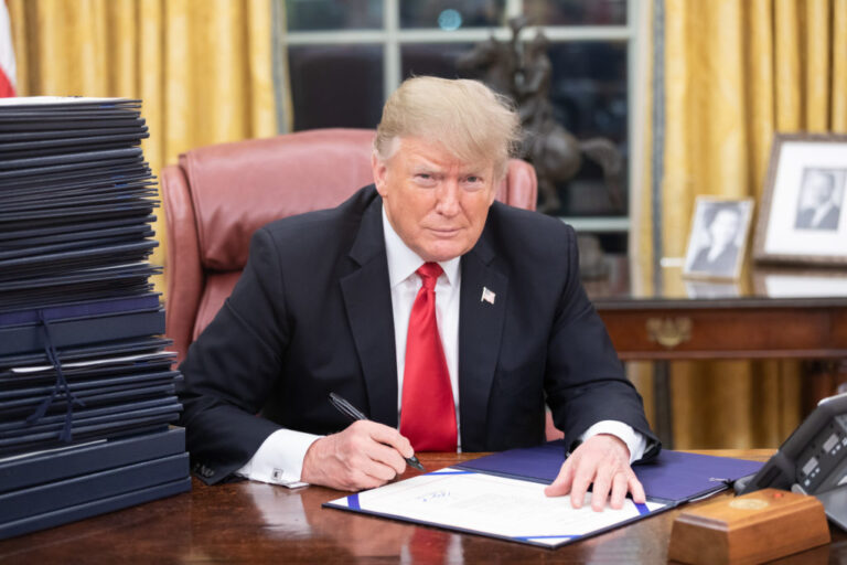 Takimi me Zelenskyn dhe liderët europianë, Trump: Një ditë e madhe sot në Shtëpinë e Bardhë