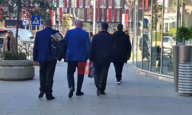 LaCivita në Tiranë për hapjen e fushatës së PD, sonte krah Berishës