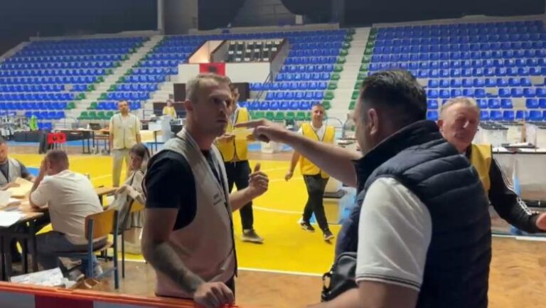 Tension në një KZAZ në Durrës, PD kërkon rinisjen e procesit