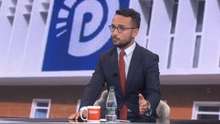Gara brenda në PD për kreun e partisë, Kopliku: S’është e lehtë të mundësh liderin Berisha