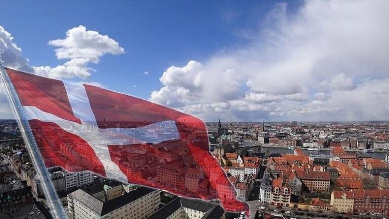 Danimarka rrit moshën e pensionit në 70-vjeç