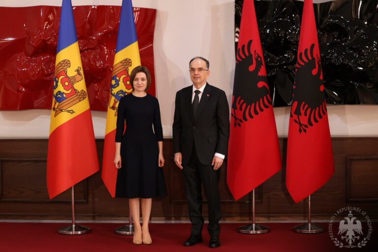 Presidenti Begaj pret presidenten e Moldavisë: Duhet të rrisim bashkëpunimin mes dy vendeve