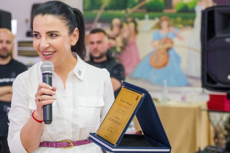 Shoqata e Naftëtarëve i jep Certifikatën e Mirënjohjes, Balluku: Respekt për kontributin e tyre në industrinë e nxjerrjes
