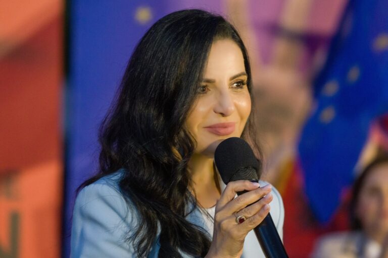 Balluku: Besimi i njerëzve në çdo takim, është forca që na shtynë për të ndërtuar Shqipërinë europiane