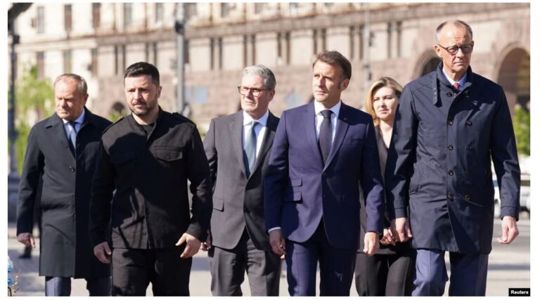 Udhëheqësit evropianë mbërrijnë në Kiev mes përpjekjeve për një armëpushim njëmujor