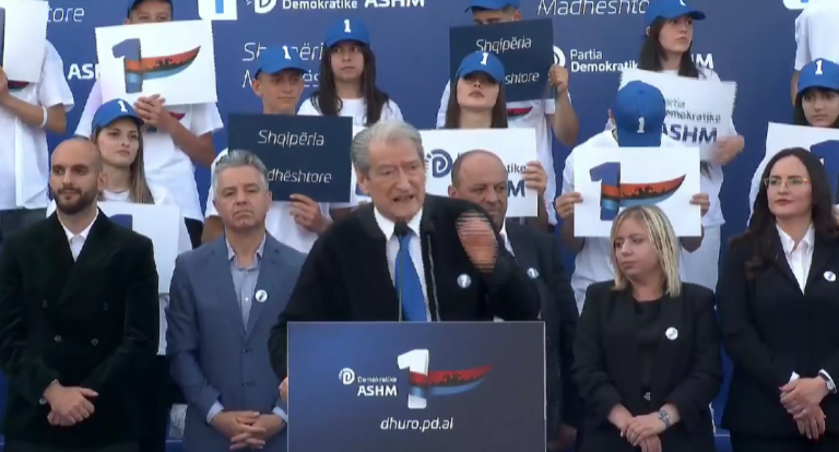 Berisha nga Berati: Votoni PD, kjo qeveri shpopulloi vendin. Të diplomuarit do të punësohen brenda një viti