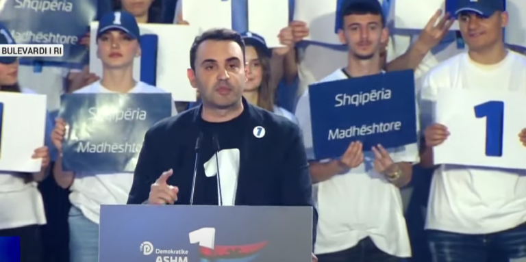 PD mbyll fushatën, Këlliçi: S’ka rrugë të bllokuar që na ndalon. Shqipëria do të jetë një vend më i mirë pas 48 orësh