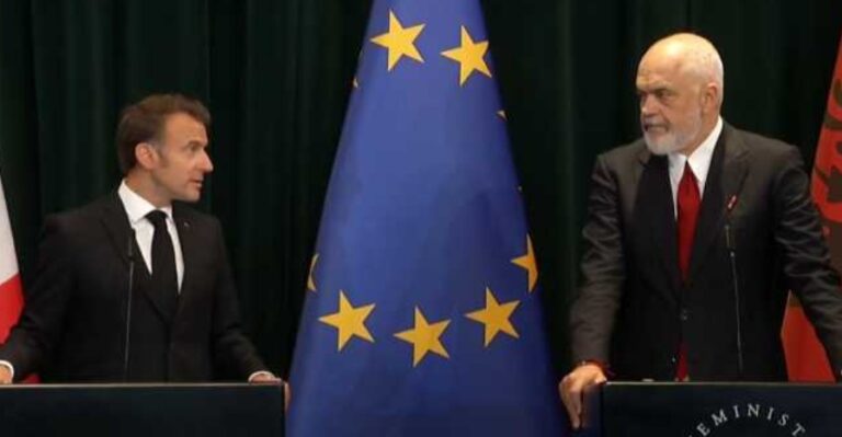 Konferenca e përbashkët, Macron uron Ramën për fitoren në zgjedhjet e 11 majit
