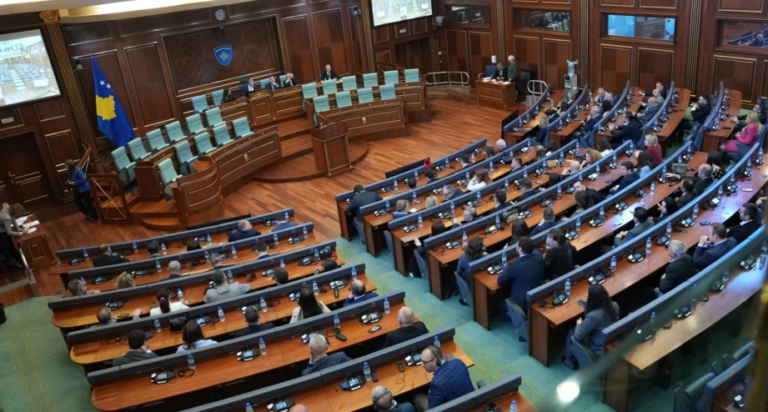 Deputetët e Kosovës s’arrijnë ta konstituojnë Kuvendin as në tentimin e 24-të