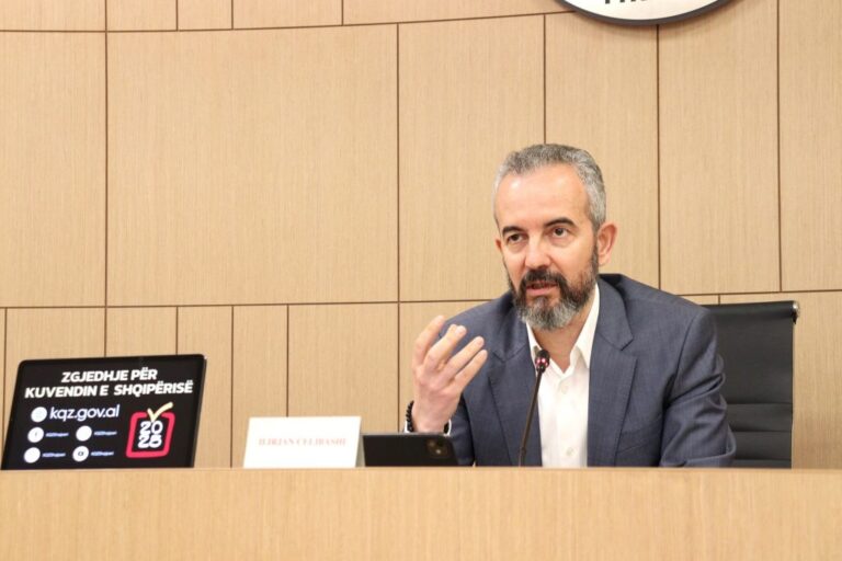 Celibashi apel zgjedhësve nga jashtë: Kontaktoni me shërbimin postar për zarfin e votimit
